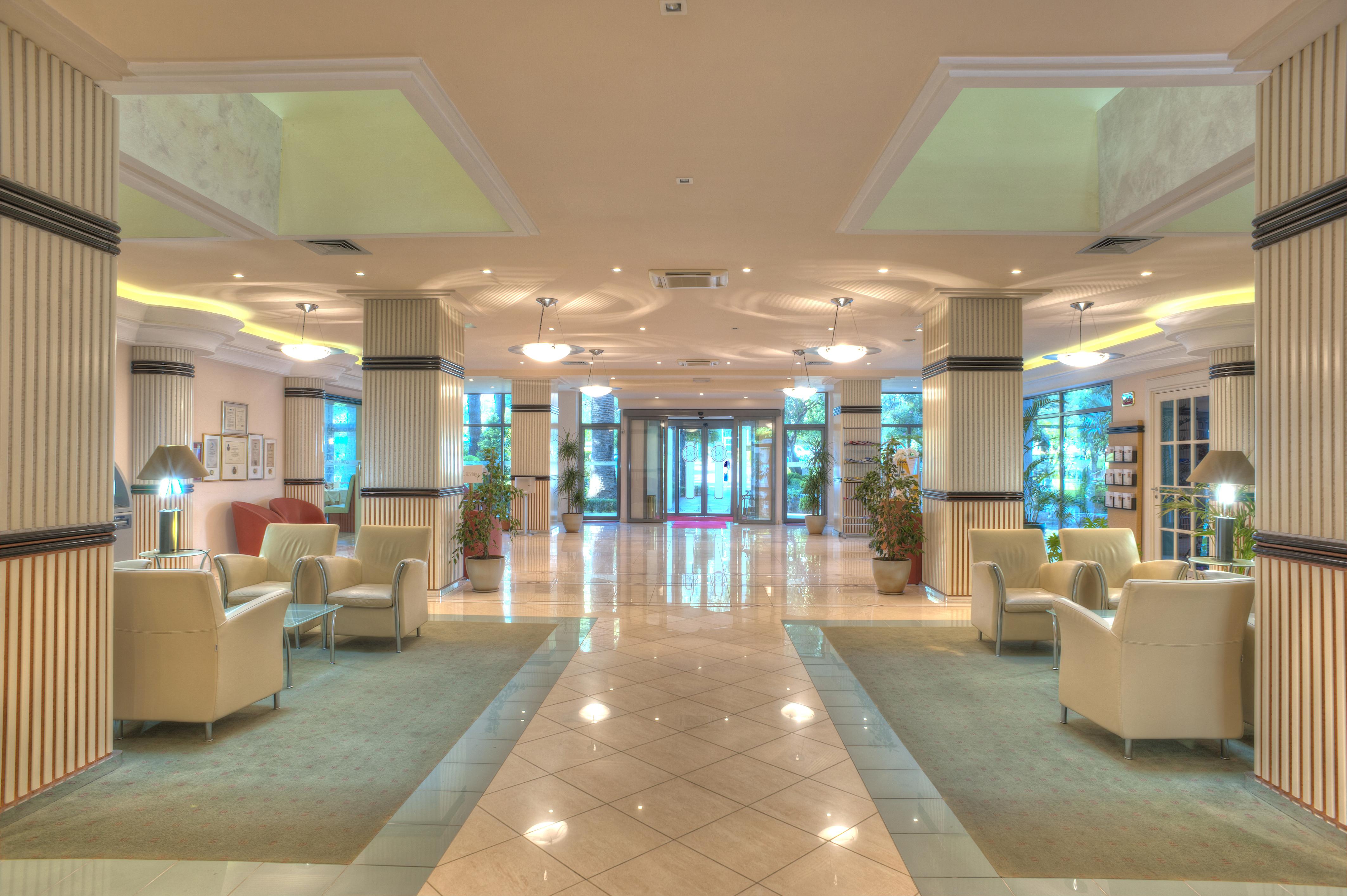 Hotel Rivijera Petrovac Luaran gambar