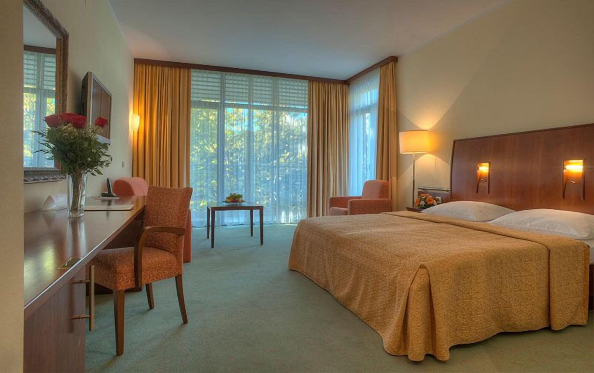 Hotel Rivijera Petrovac Luaran gambar