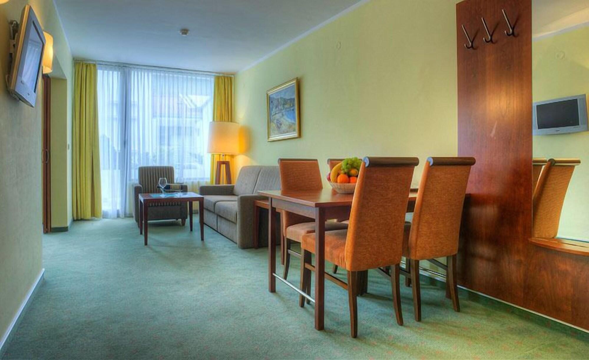 Hotel Rivijera Petrovac Luaran gambar