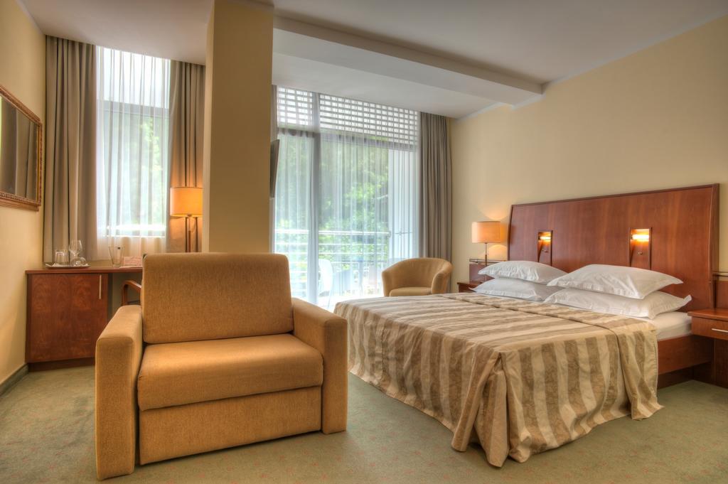 Hotel Rivijera Petrovac Luaran gambar