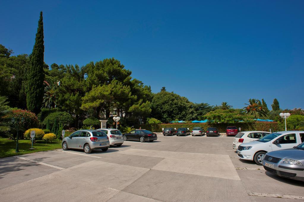 Hotel Rivijera Petrovac Luaran gambar