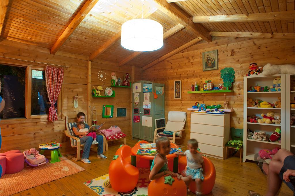Hotel Rivijera Petrovac Luaran gambar