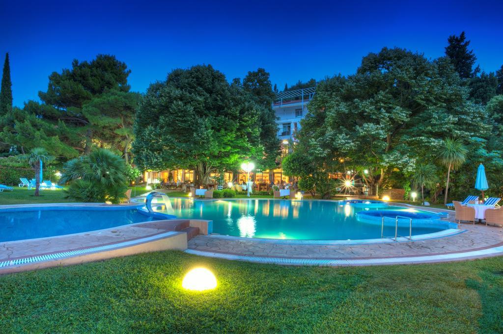 Hotel Rivijera Petrovac Luaran gambar