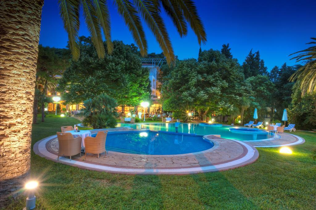 Hotel Rivijera Petrovac Luaran gambar
