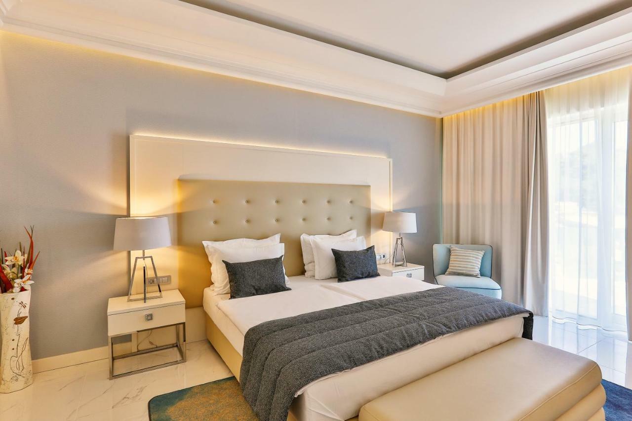 Hotel Rivijera Petrovac Luaran gambar