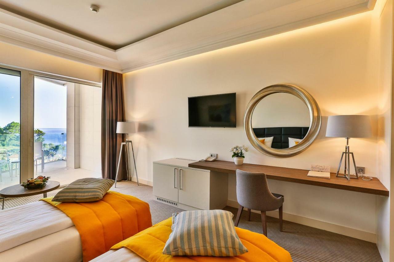 Hotel Rivijera Petrovac Luaran gambar